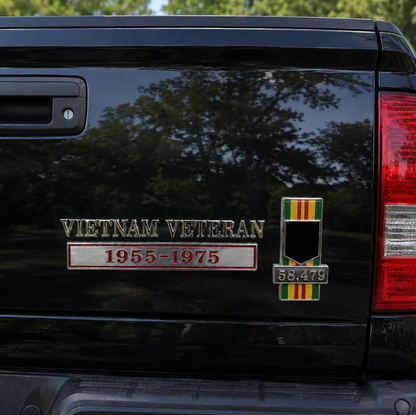 🇺🇸 Vietnam Veteran 1955–1975 Memorial Car Emblem Metal Badge